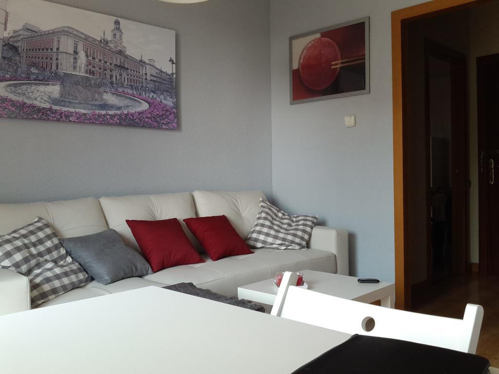 Apartamento Calle Mauricio Legendre Madri Quarto foto
